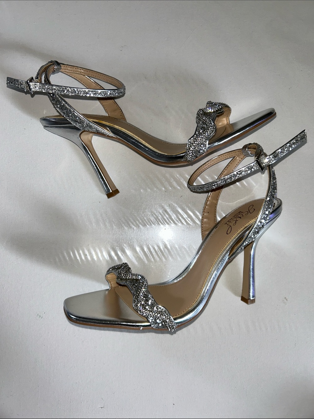 NWOB Jewel Badgley Mischka Gemma Metallic Crystal-Trim Ankle-Strap Sandals